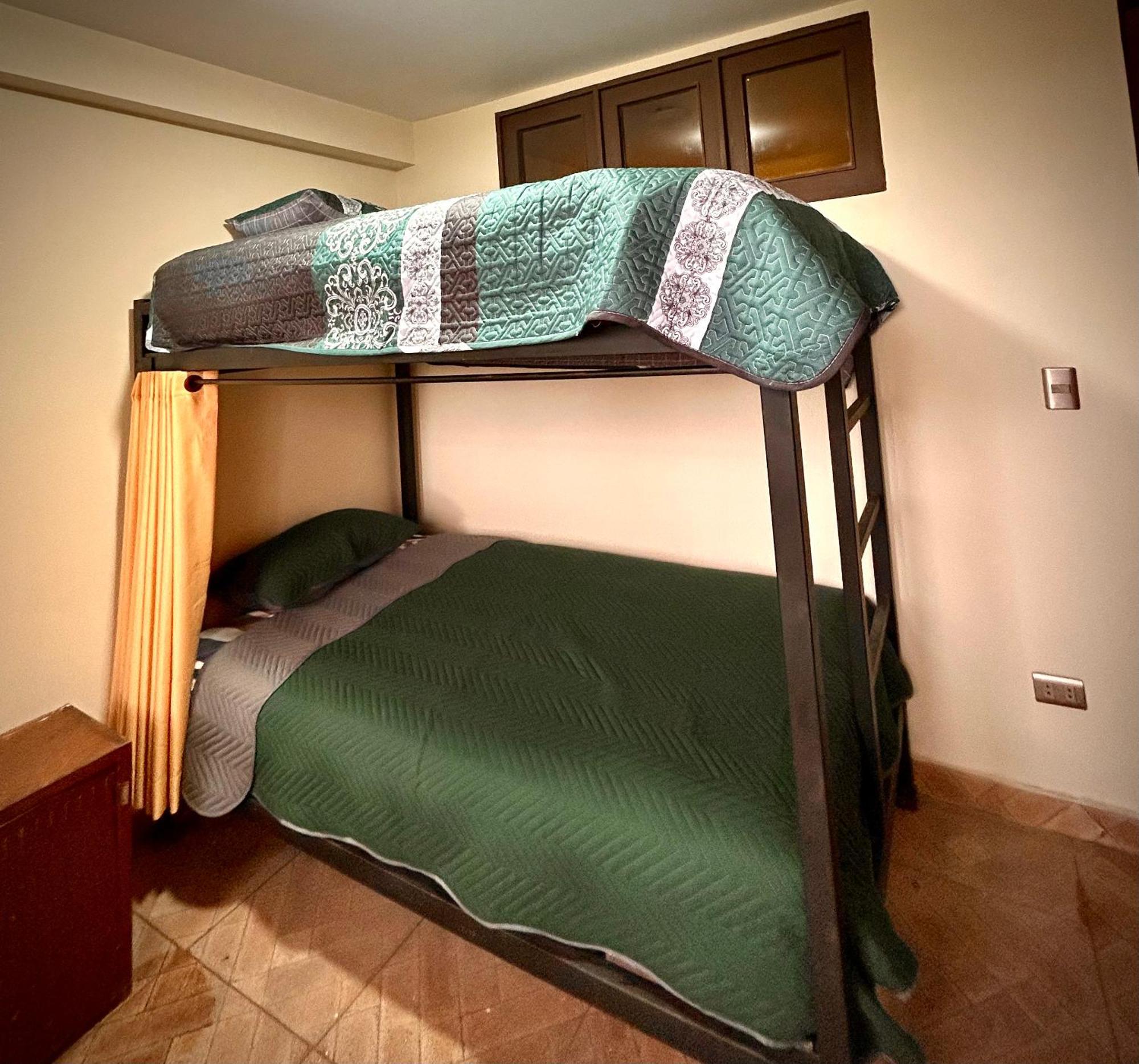 Villa Camila Hostel Coroico Habitación foto